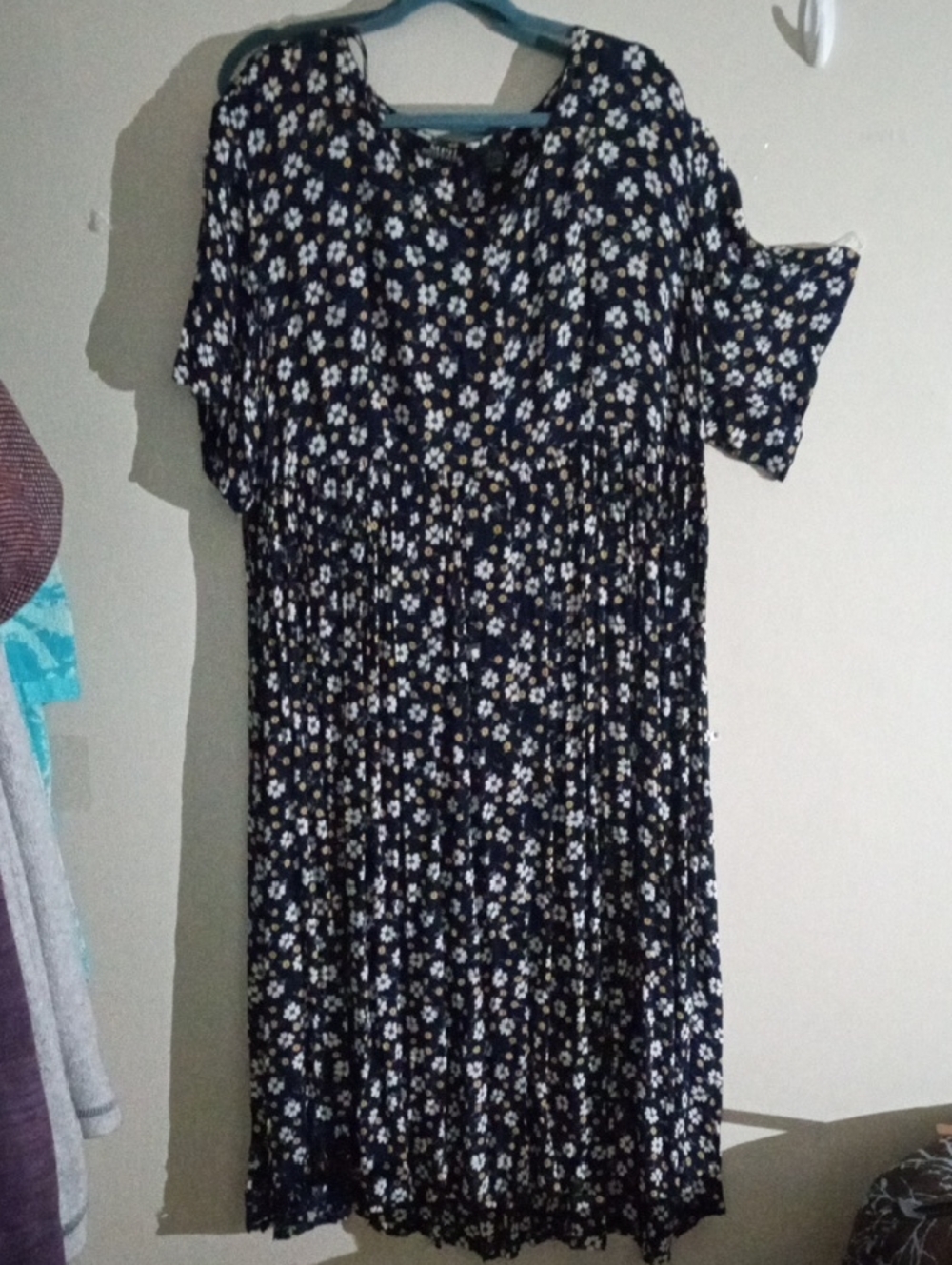 MPH Collection Plus Size Bohemian Navy Blouse with White & Yellow Flowers